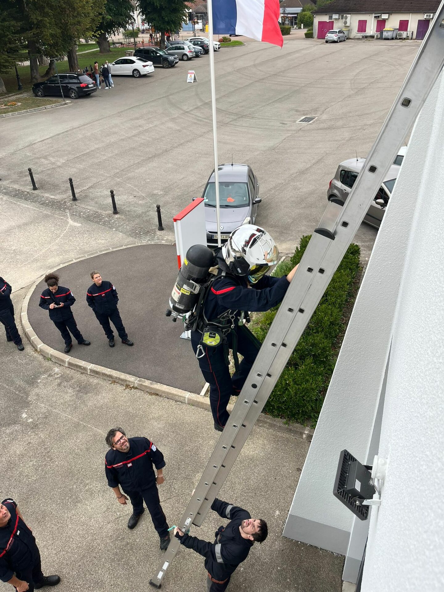 WhatsApp Image 2025-09-16 at 09.13.41 (1)