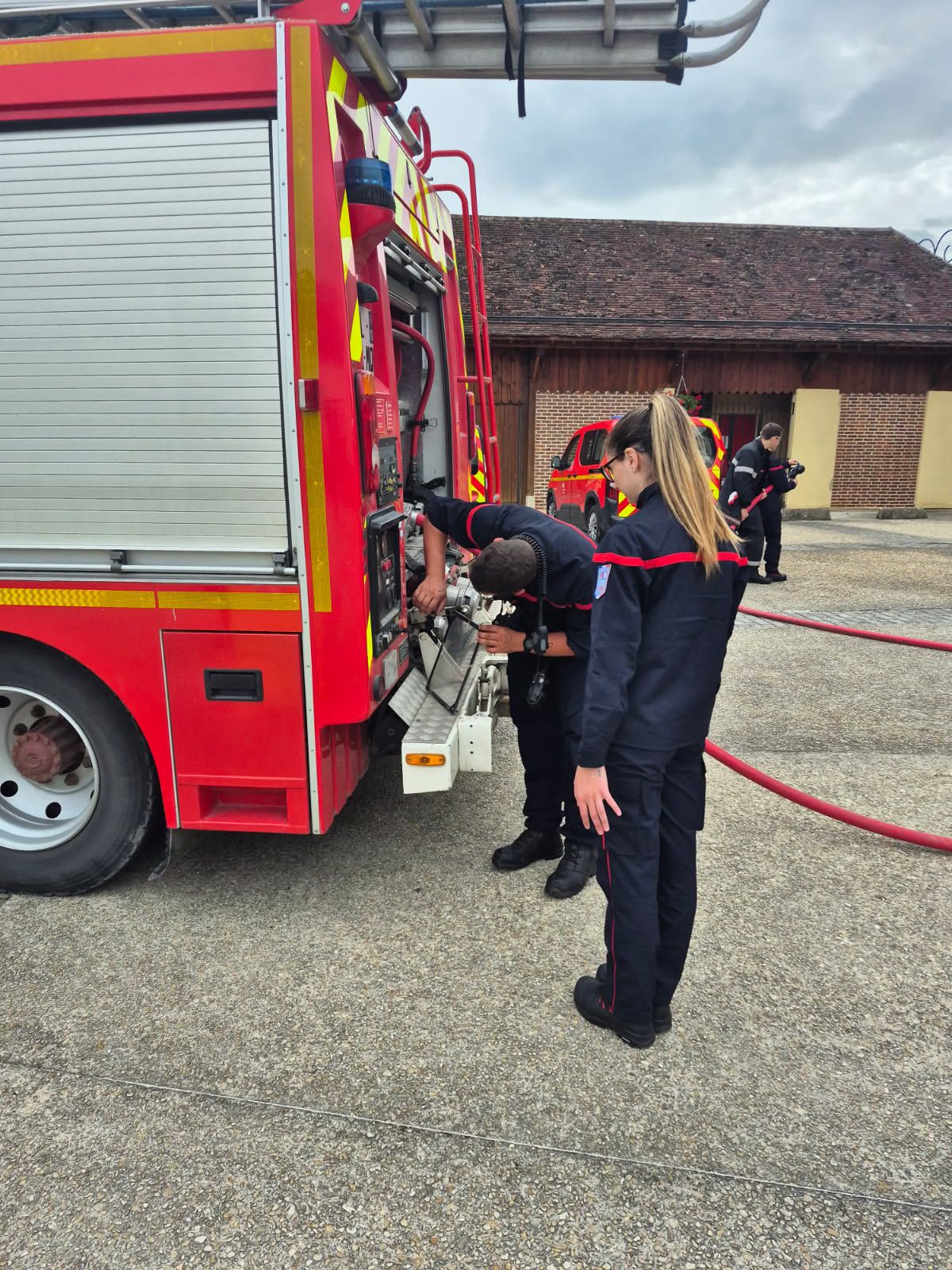 WhatsApp Image 2025-09-16 at 09.13.42 (4)