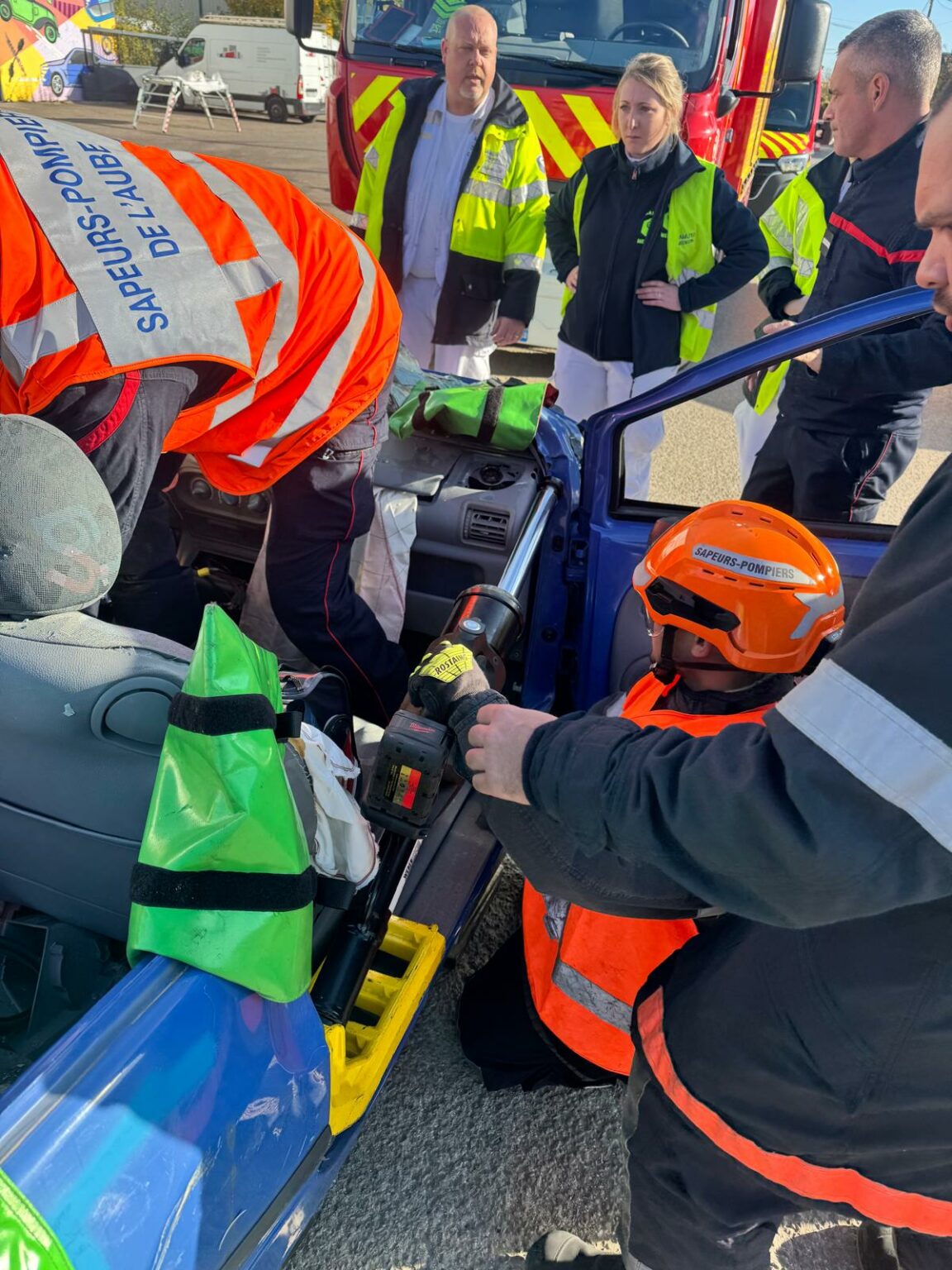 WhatsApp Image 2025-10-19 at 11.43.36 (12)