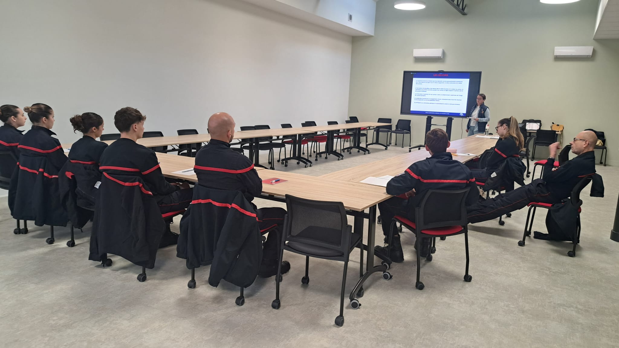 WhatsApp Image 2025-11-13 at 08.53.17 (1)